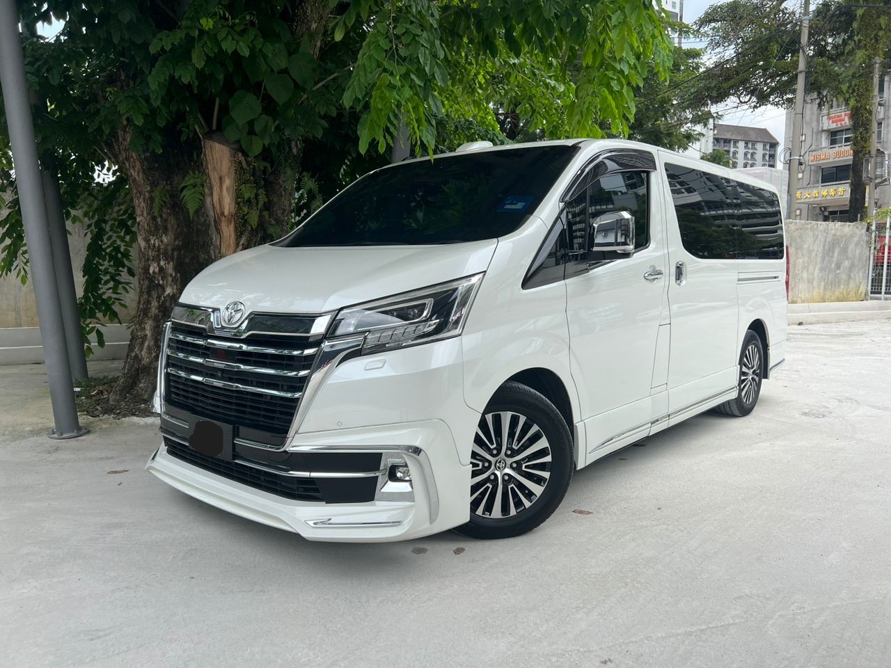 TOYOTA GRANACE 2021 – Perfect Six Car Rental